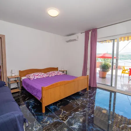 Apartman Vinka-3 By Interhome