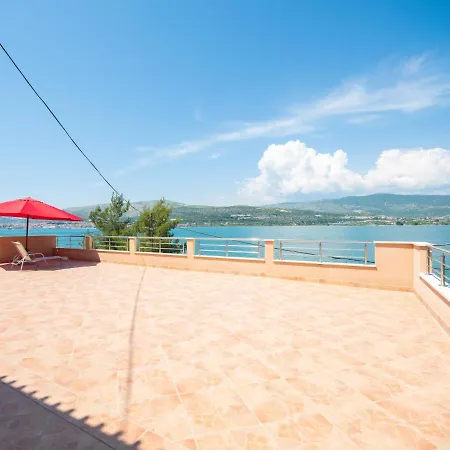 Apartman Vinka-3 By Interhome Trogir